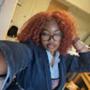 Meet your Posher, Simone